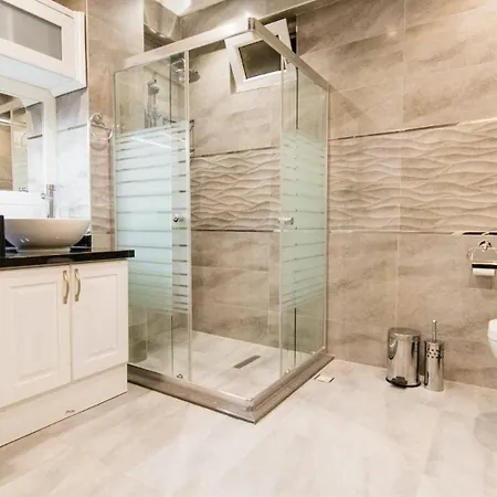 2 Bedroom 7408 * קלקן