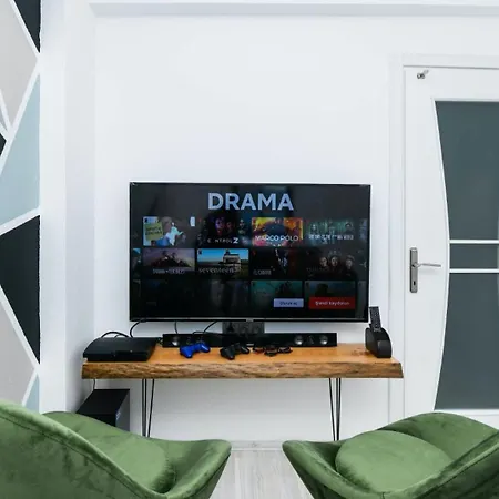 2 Bedroom 7408 דירה קלקן