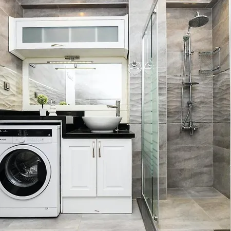 2 Bedroom 7408