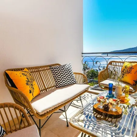 2 Bedroom 7408 *