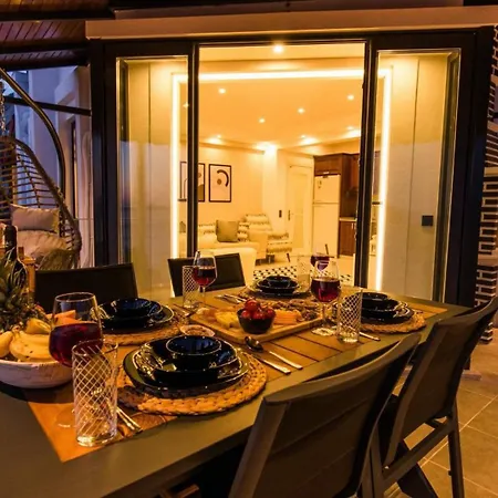 2 Bedroom 7408
